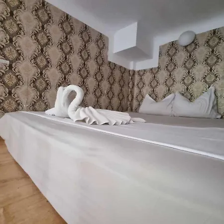 Chic Old Town Escape With Modern Comforts *