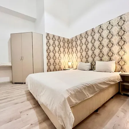 Chic Old Town Escape With Modern Comforts 公寓 布加勒斯特